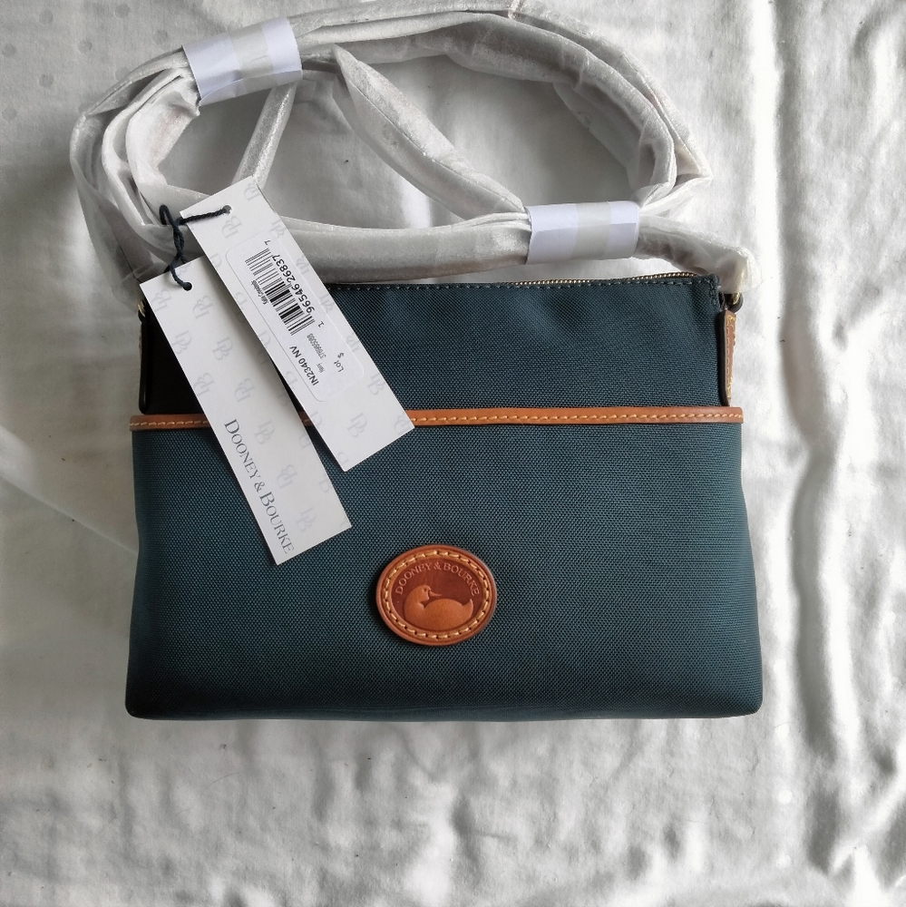 Brand new Dooney & Bourke crossbody